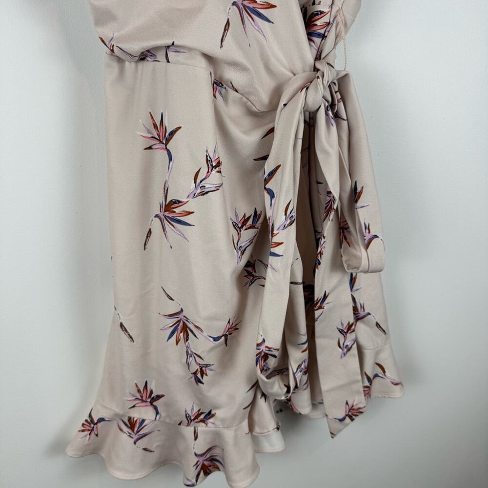Stylestalker Cream Floral Wrap Dress ~ Small - Picture 3 of 10